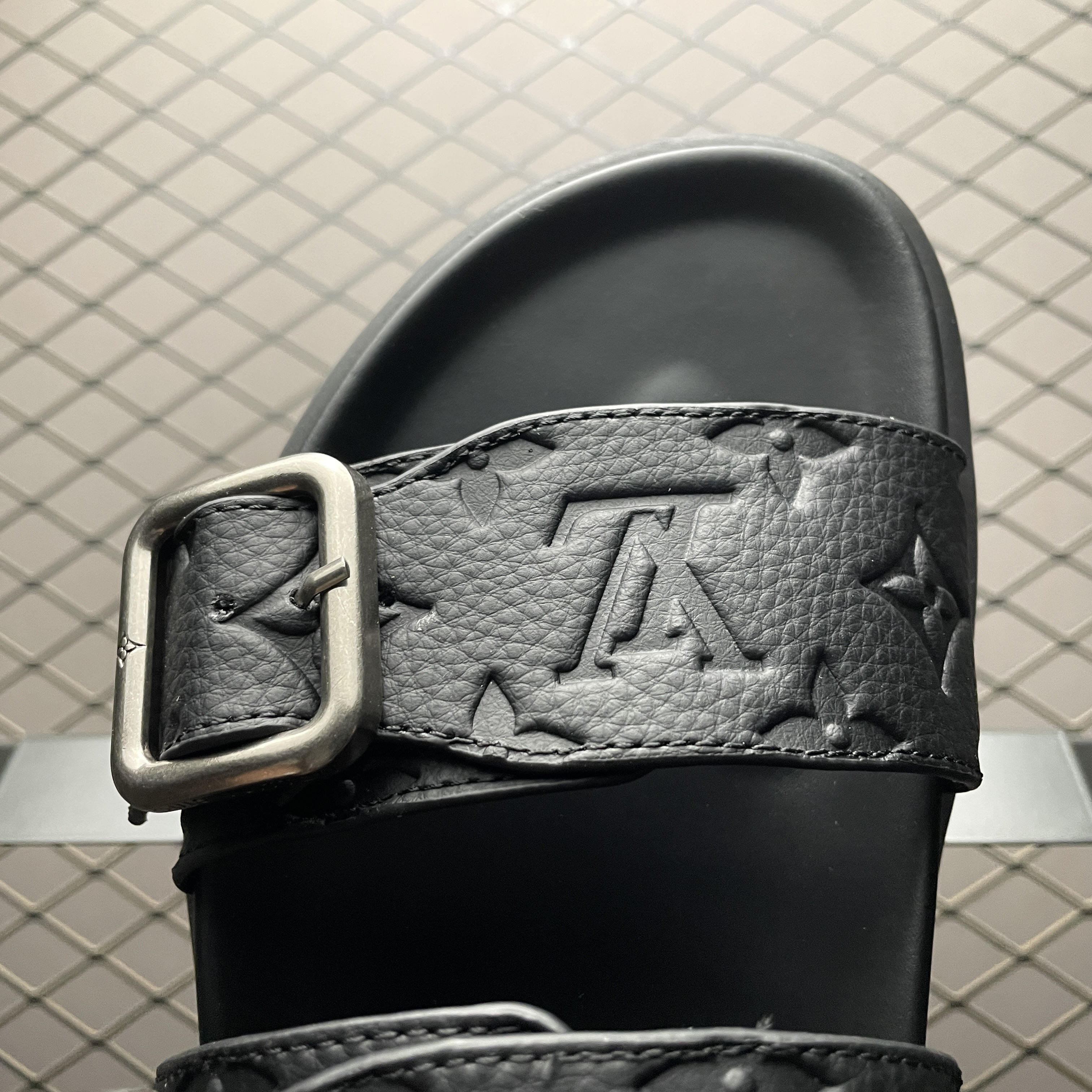 L X V Venice slippers(Multiple colors) detail 8