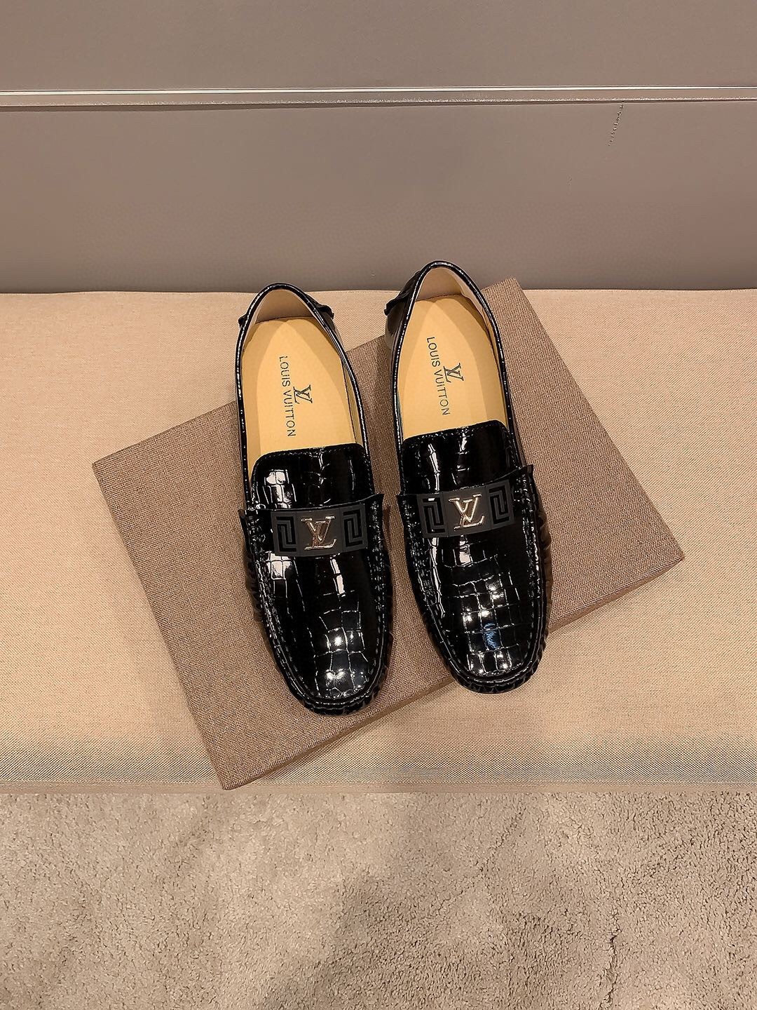 L X V Men's new high qualityLoafers