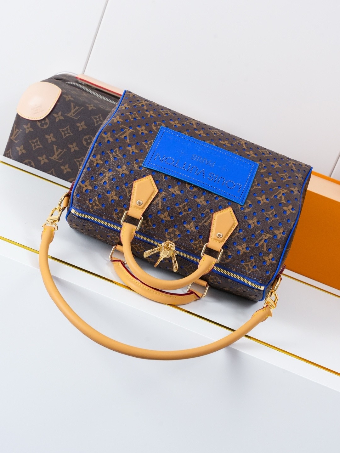 L X V Speedy soft 30 M29143 21x17x30cm detail 4