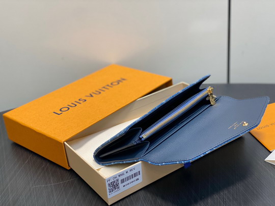 L X V Wallets(Multiple sizes) detail 8