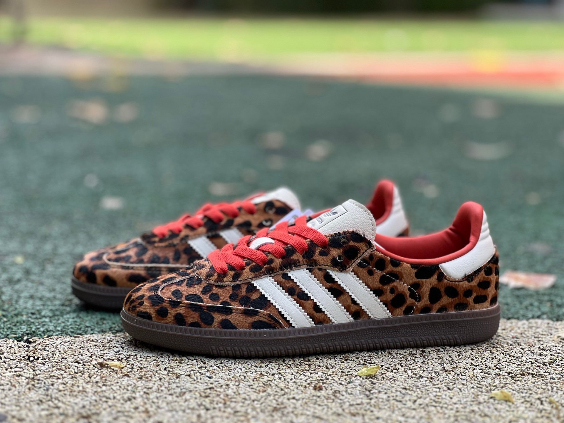 阿迪达斯德训豹纹橙色 s2纯原版 阿迪达斯Adidas Samba OG经典豹纹低帮休闲德训板鞋JI2734