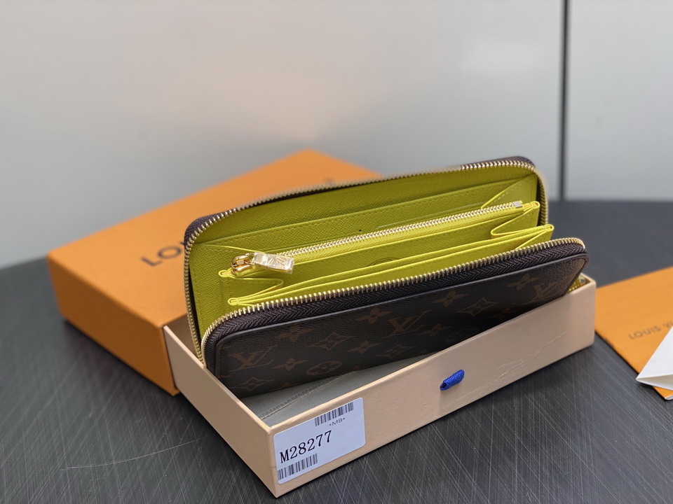 L X V Wallets(Multiple colors) detail 7