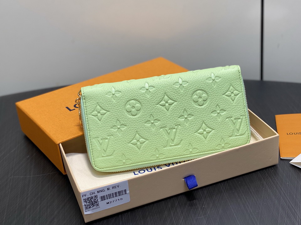 L X V Wallets(Multiple sizes) detail 21