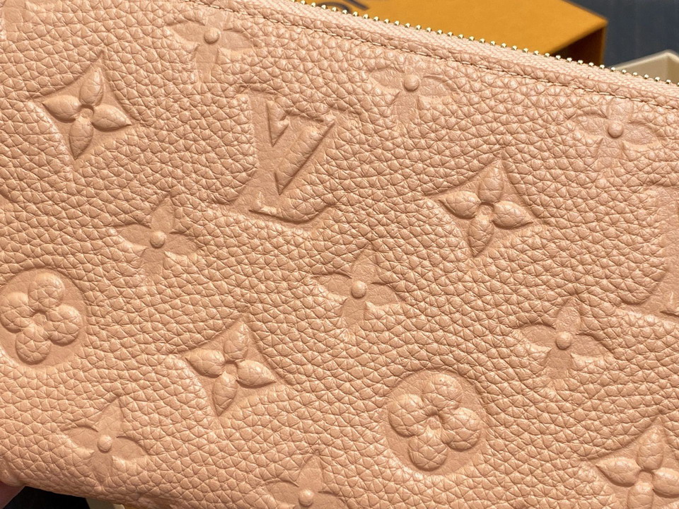 L X V Wallets(Multiple sizes) detail 32