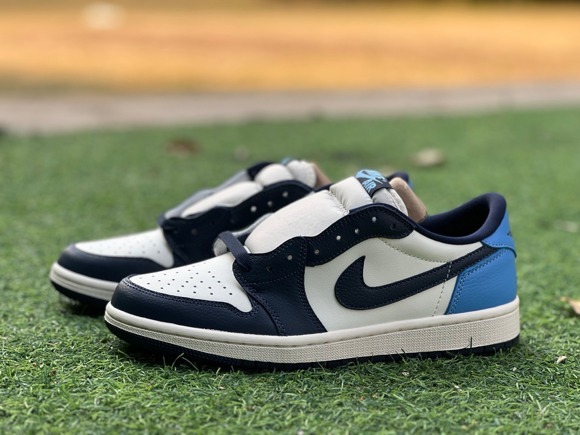 aj1低帮黑曜石 y纯原版 Air Jordan 1 Low AJ1黑白蓝黑曜石低帮篮球鞋CZ0790-400