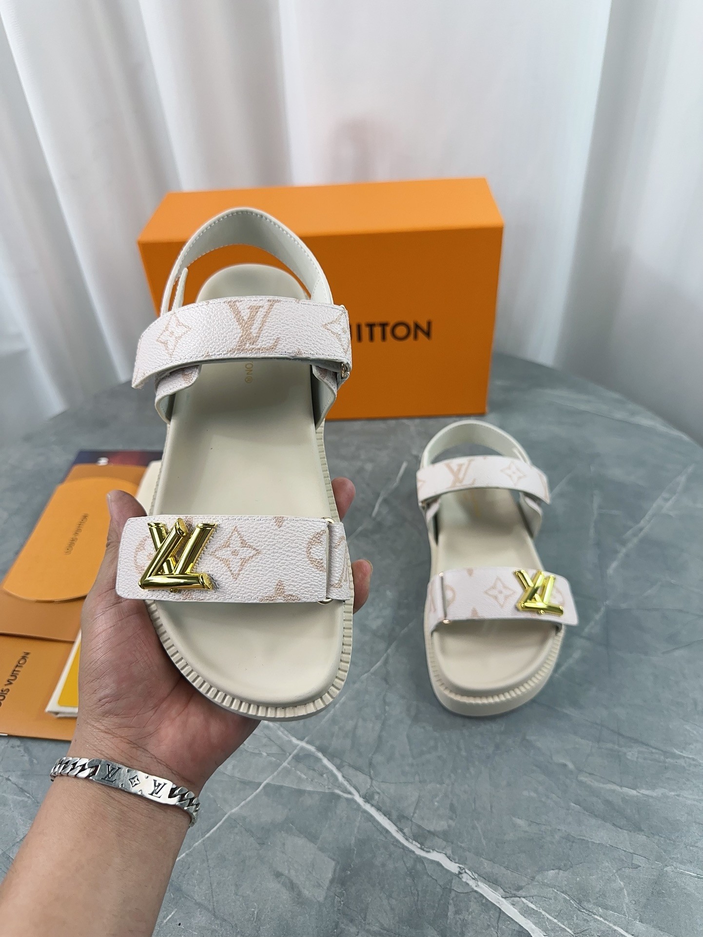 L X V SLIPPERS(Multiple colors) detail 7