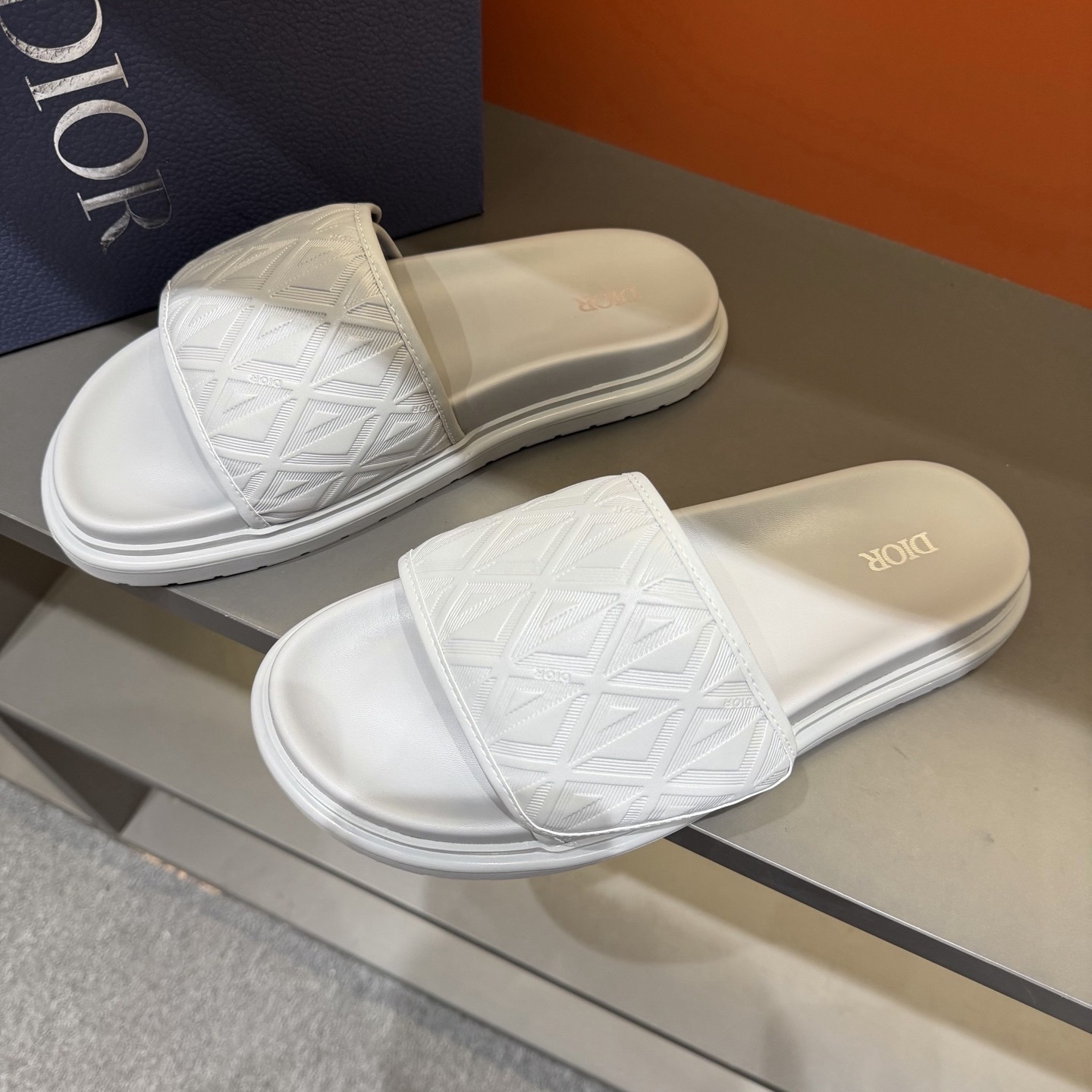 DR Slipper