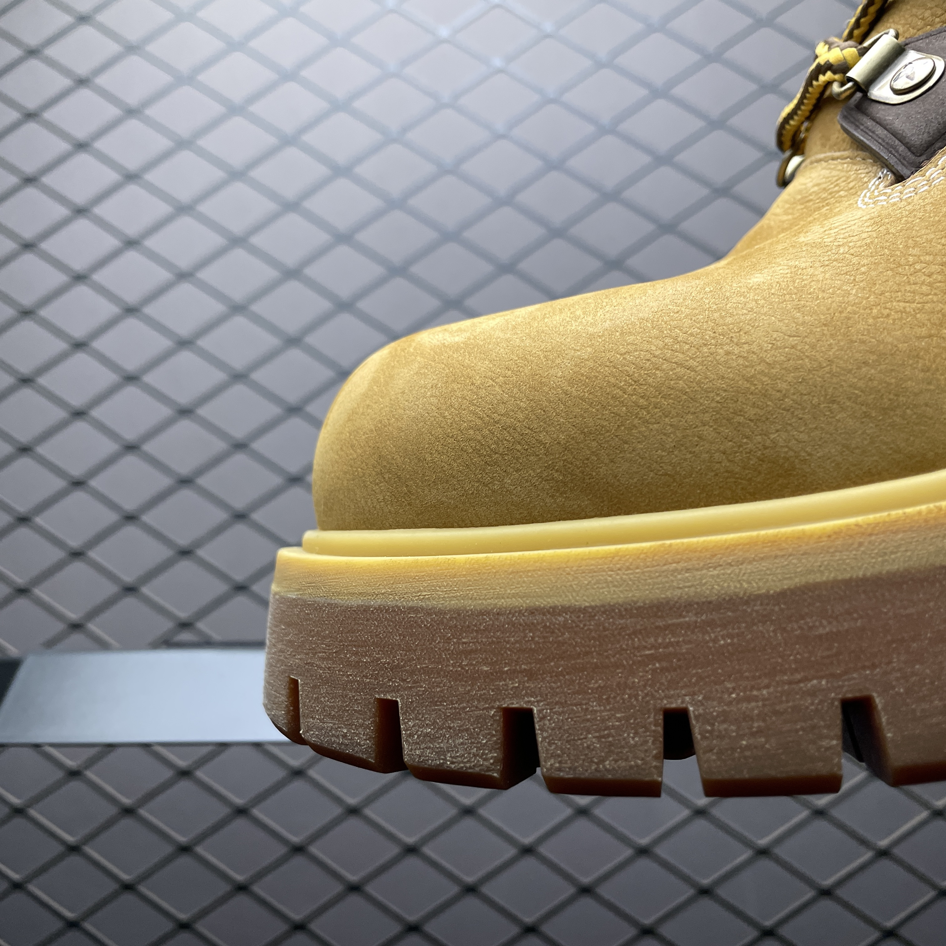 L X V REMIX BOOTS detail 6
