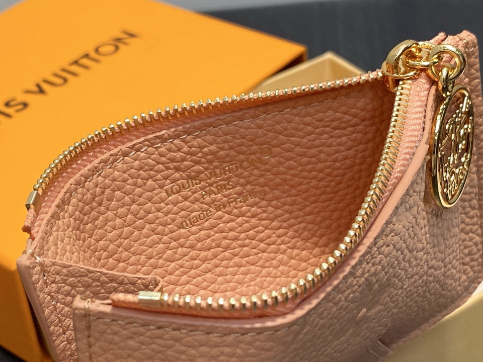 L X V Wallets(Multiple sizes) detail 26