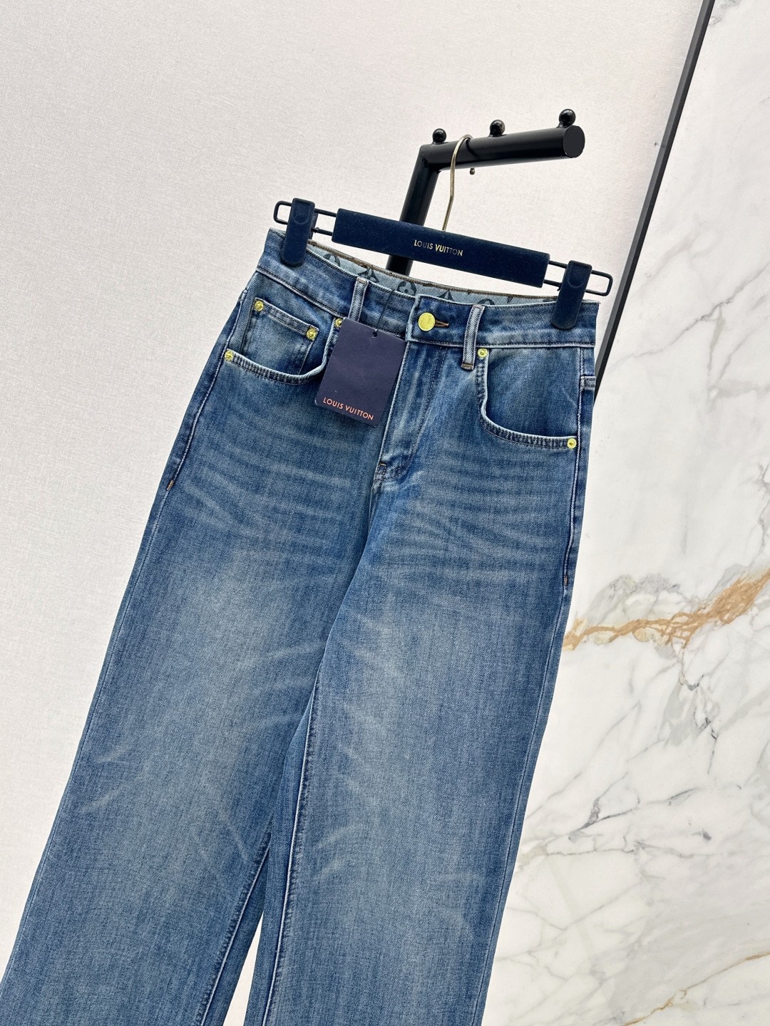 Product detail 4