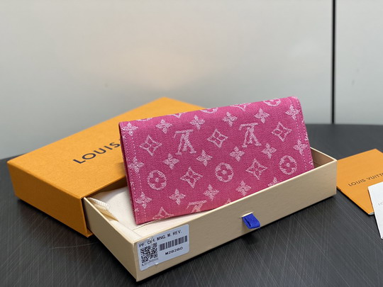 L X V Wallets(Multiple sizes) detail 3