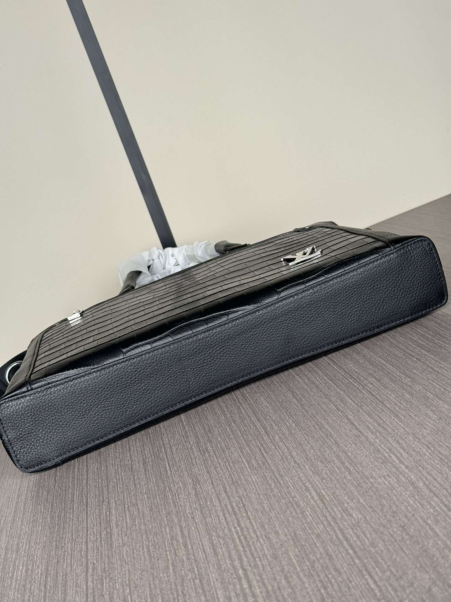L X V Briefcase Size:39x29x7cm detail 6