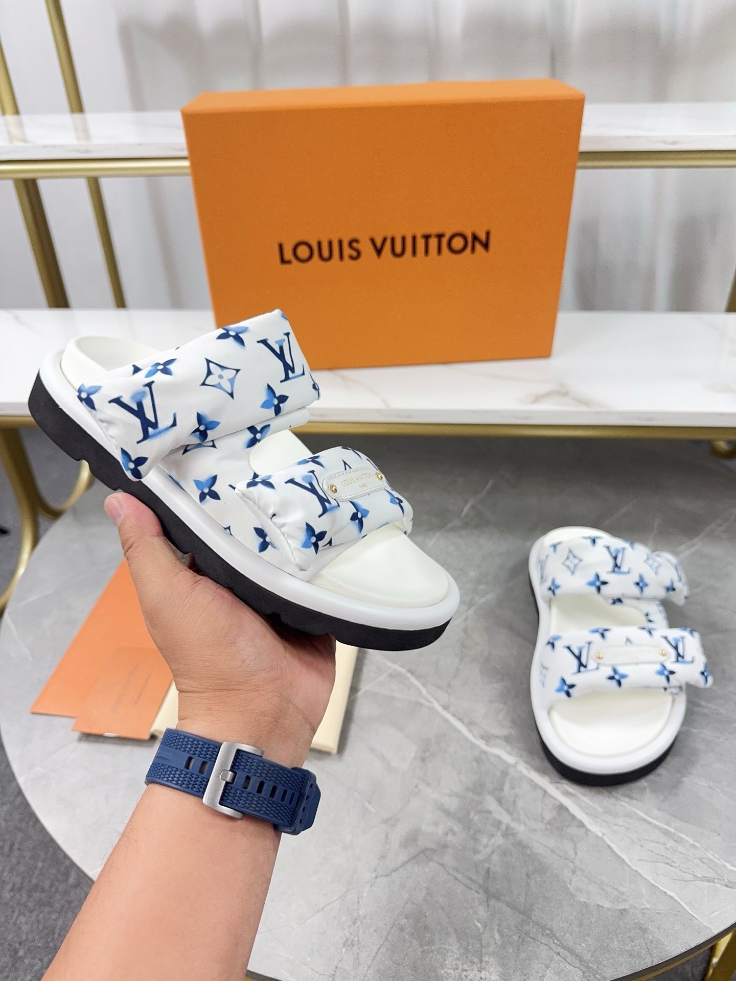 L X V SLIPPERS(Multiple colors) detail 5