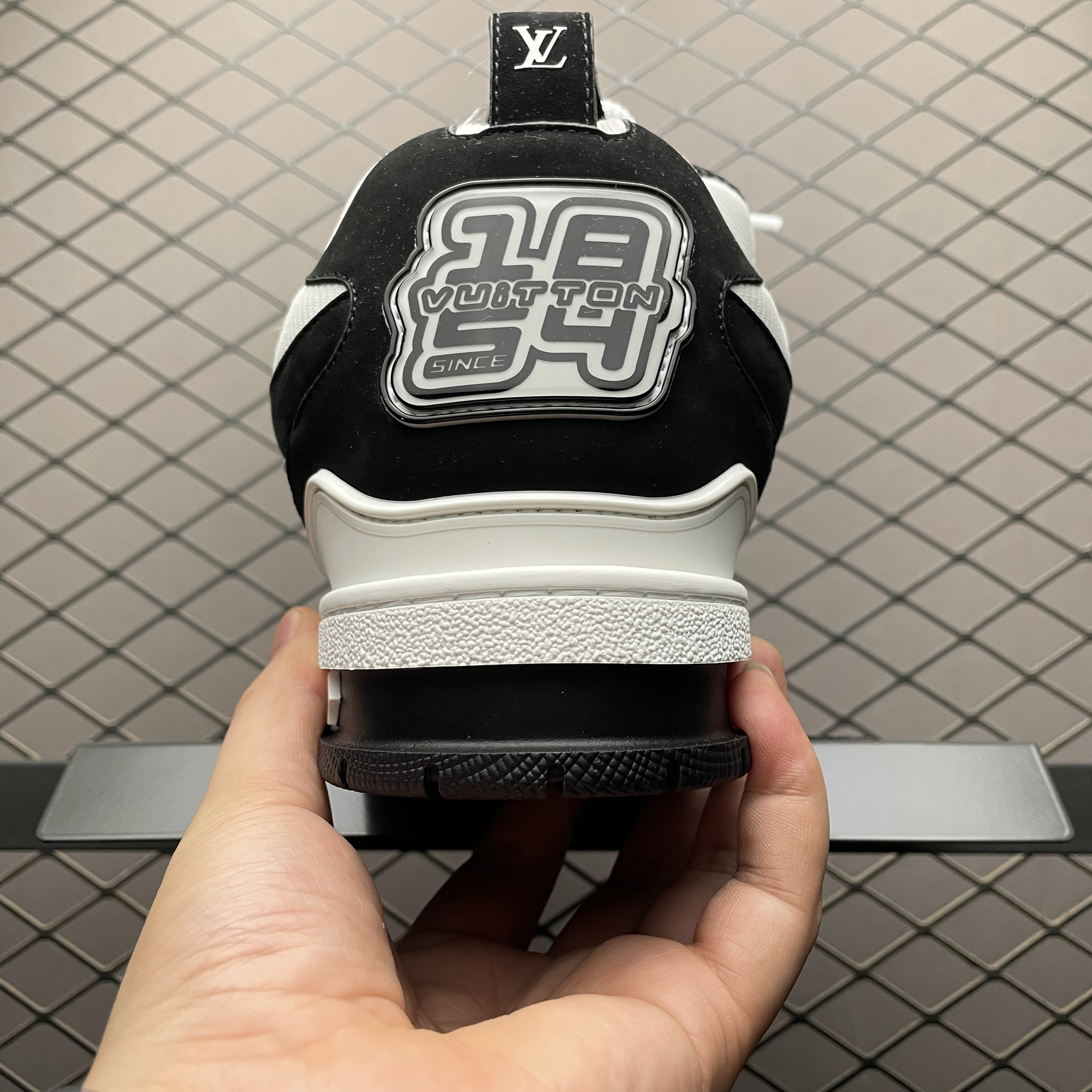 L X V Skate Sneaker detail 3