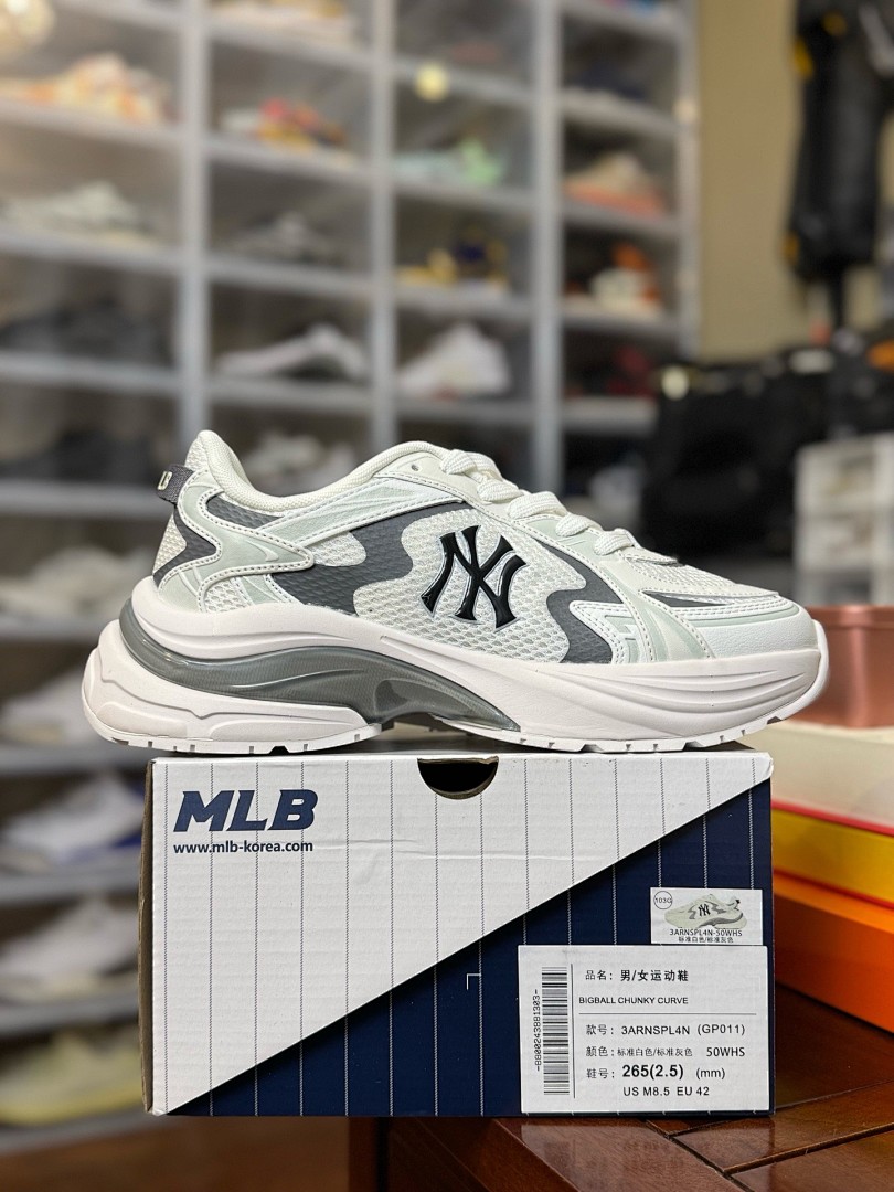 MLB白灰 New York Yankees Curve Runner 跑步鞋 先锋白 3ARNSPL4N （GP011）