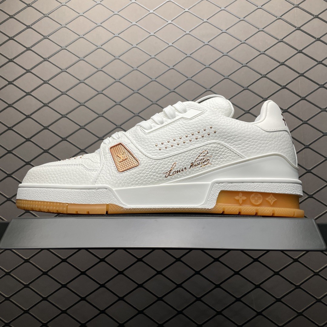 L X V TRAINER Sneakers