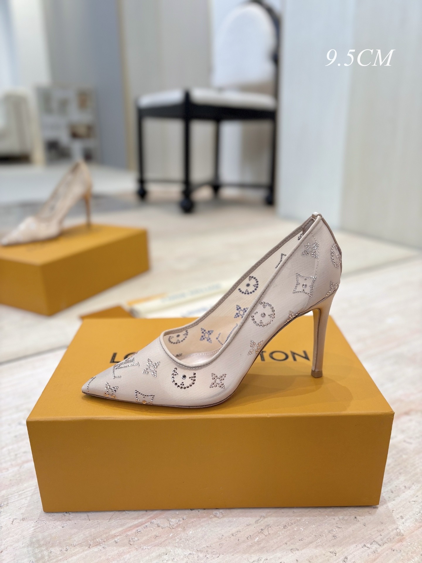 L X V High Heels 9.5cm detail 4