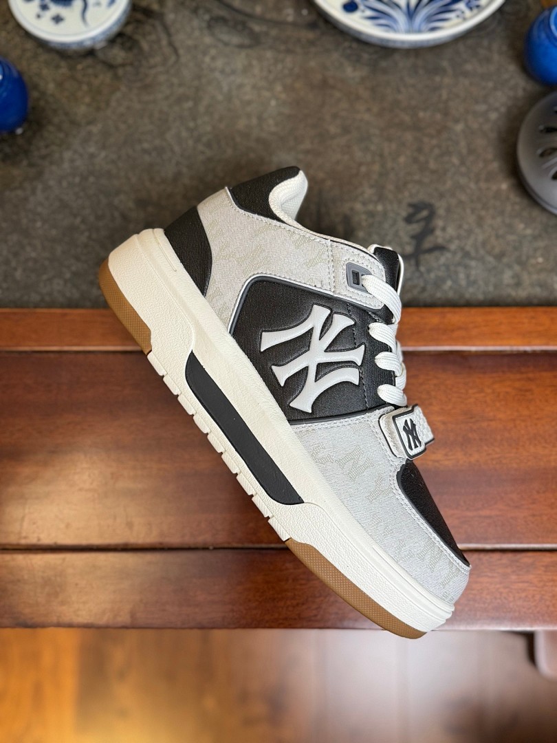 MLB白灰 黑灰  Chunky Liner Basic MID 中帮魔术贴 灰白 MLB Chunky Liner Basic MID 中帮魔术贴 灰白 增高