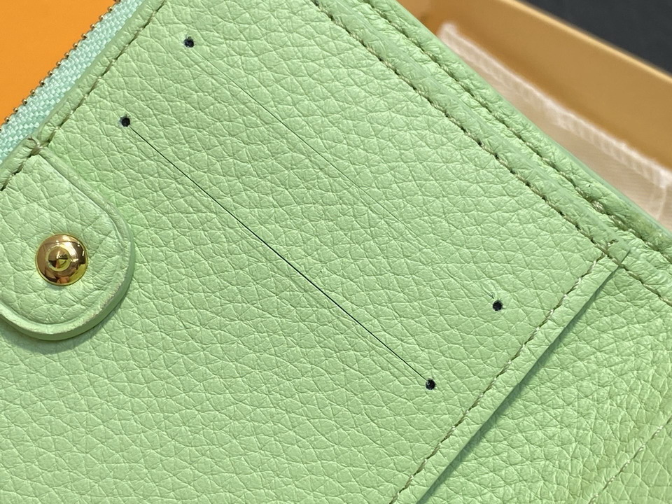 L X V Wallets(Multiple sizes) detail 10