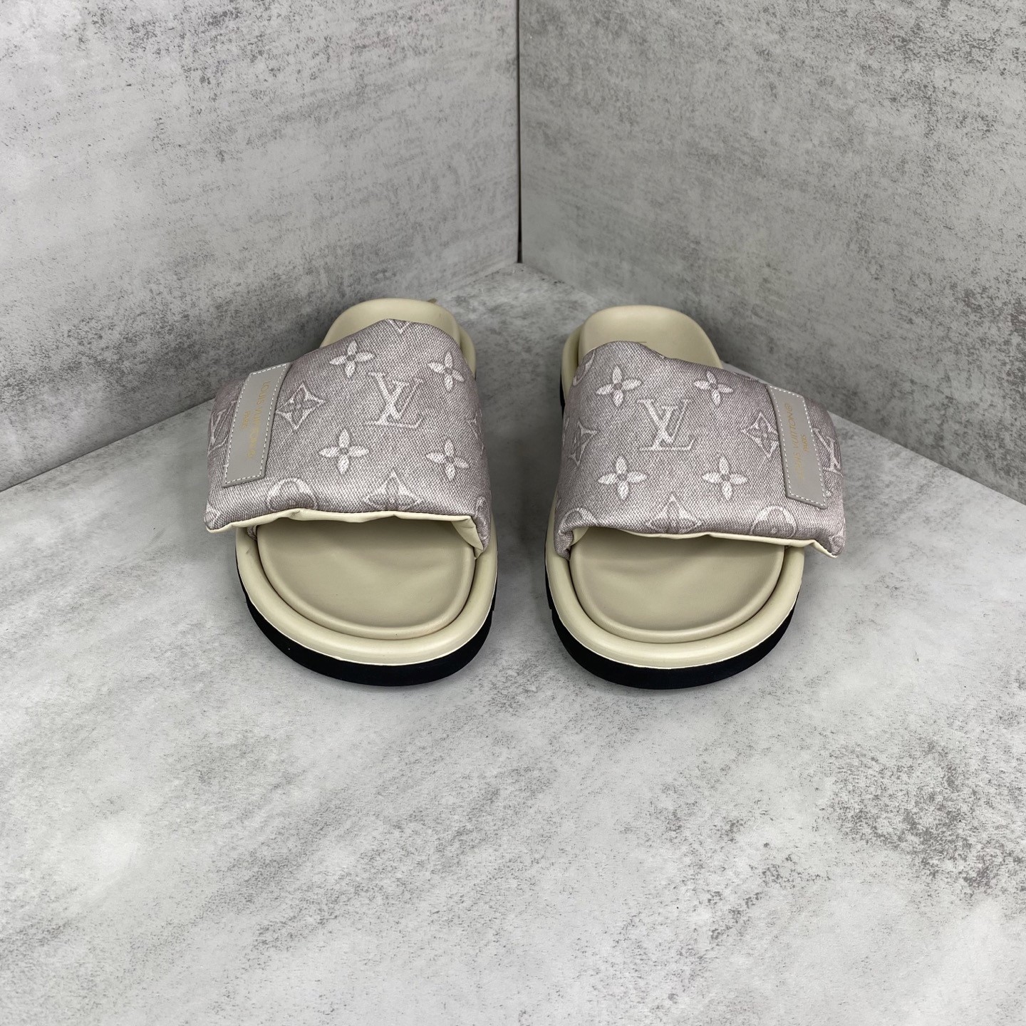 L X V SLIPPERS detail 4