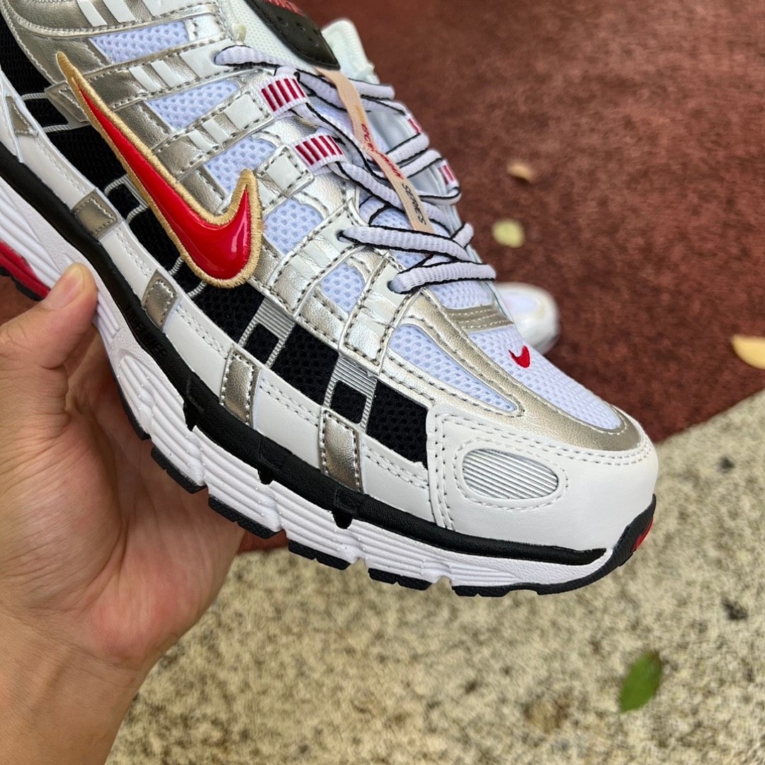 Nike P-6000白银黑红 Nike耐克 P-6000 PRM 网面透气耐磨运动训练复古跑步鞋 BV1021-101