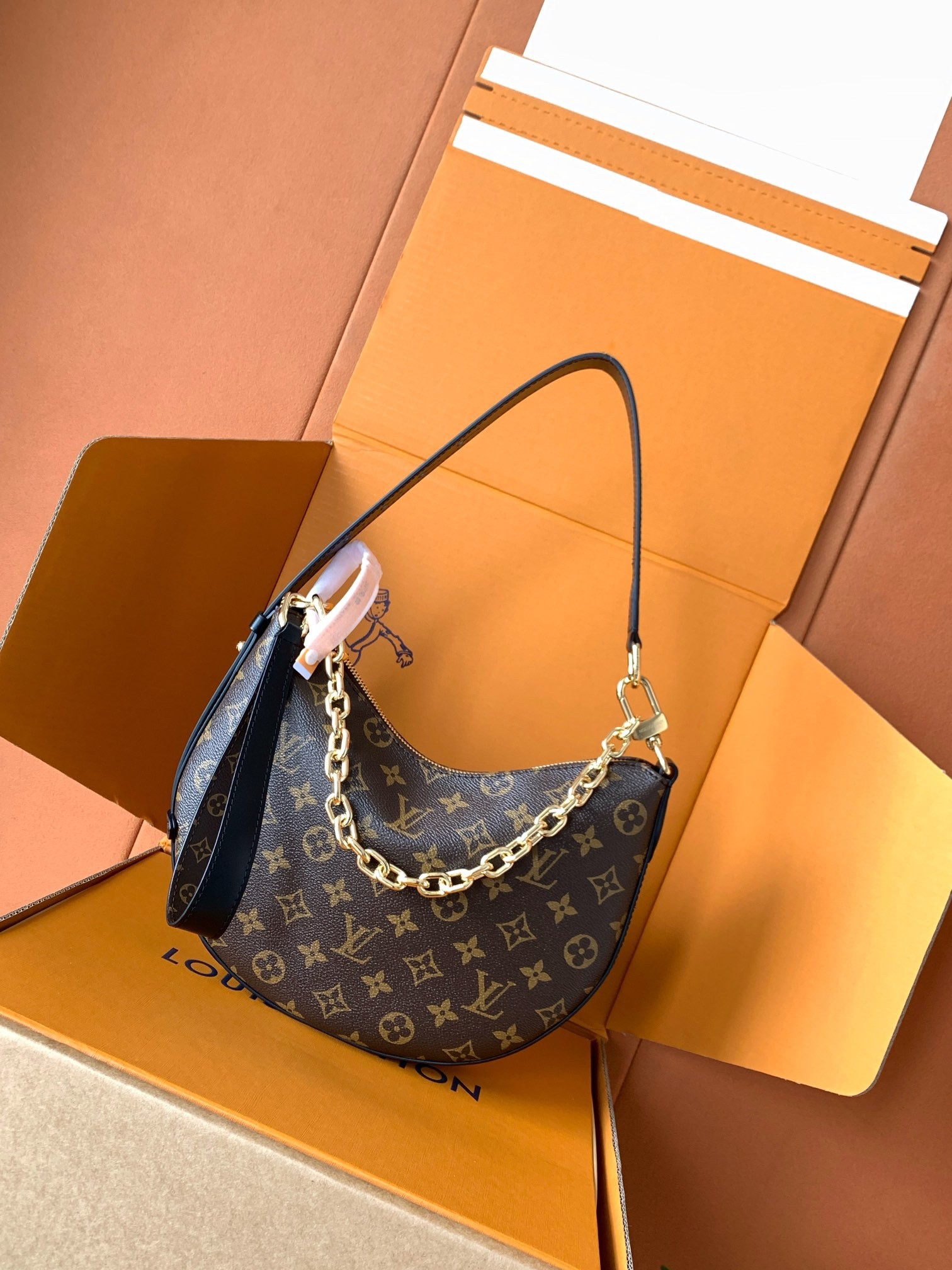 L X V Cookie BB M15056 Size:19x5x28.5cm detail 2