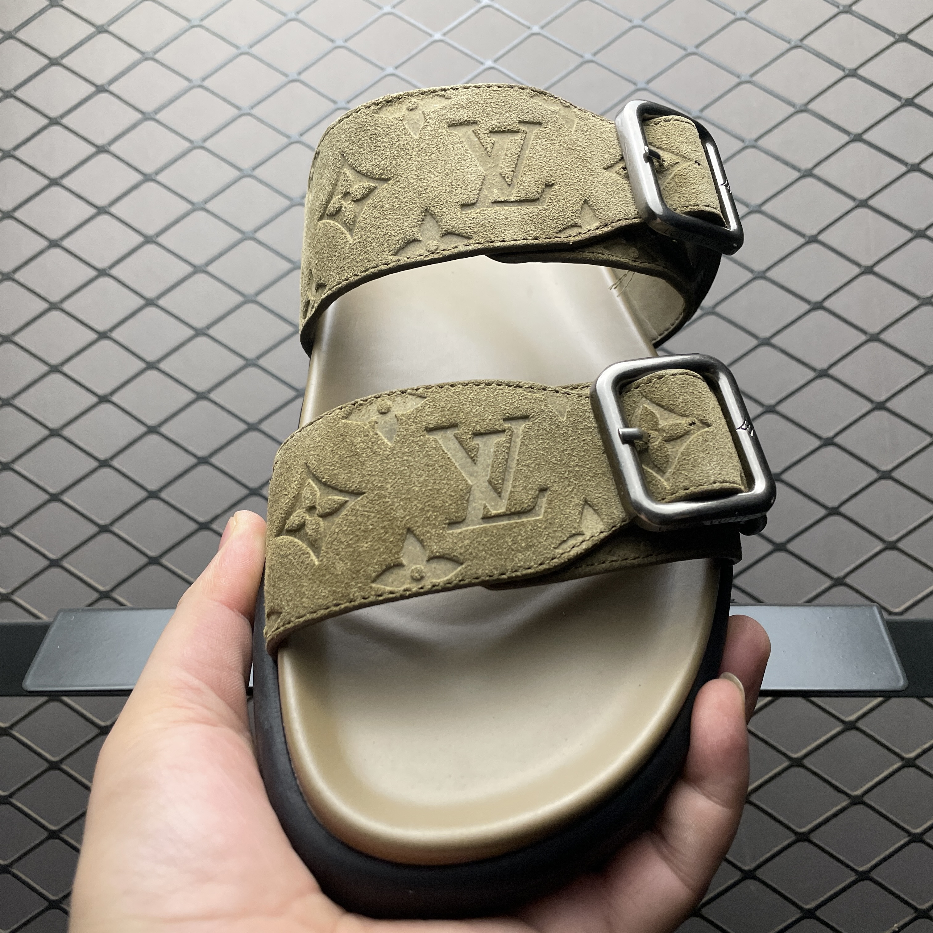 L X V Venice slippers(Multiple colors) detail 28