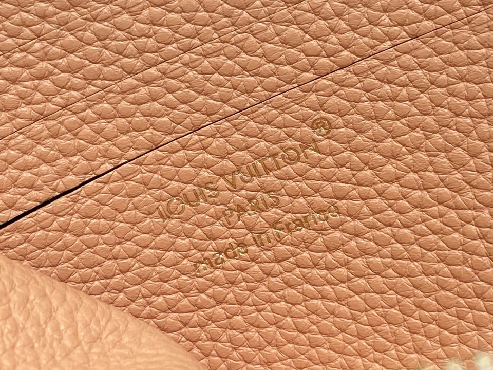 L X V Wallets(Multiple sizes) detail 17
