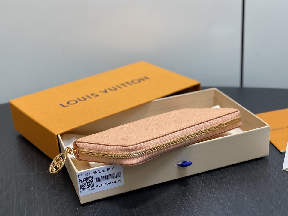 L X V Wallets(Multiple sizes) detail 24