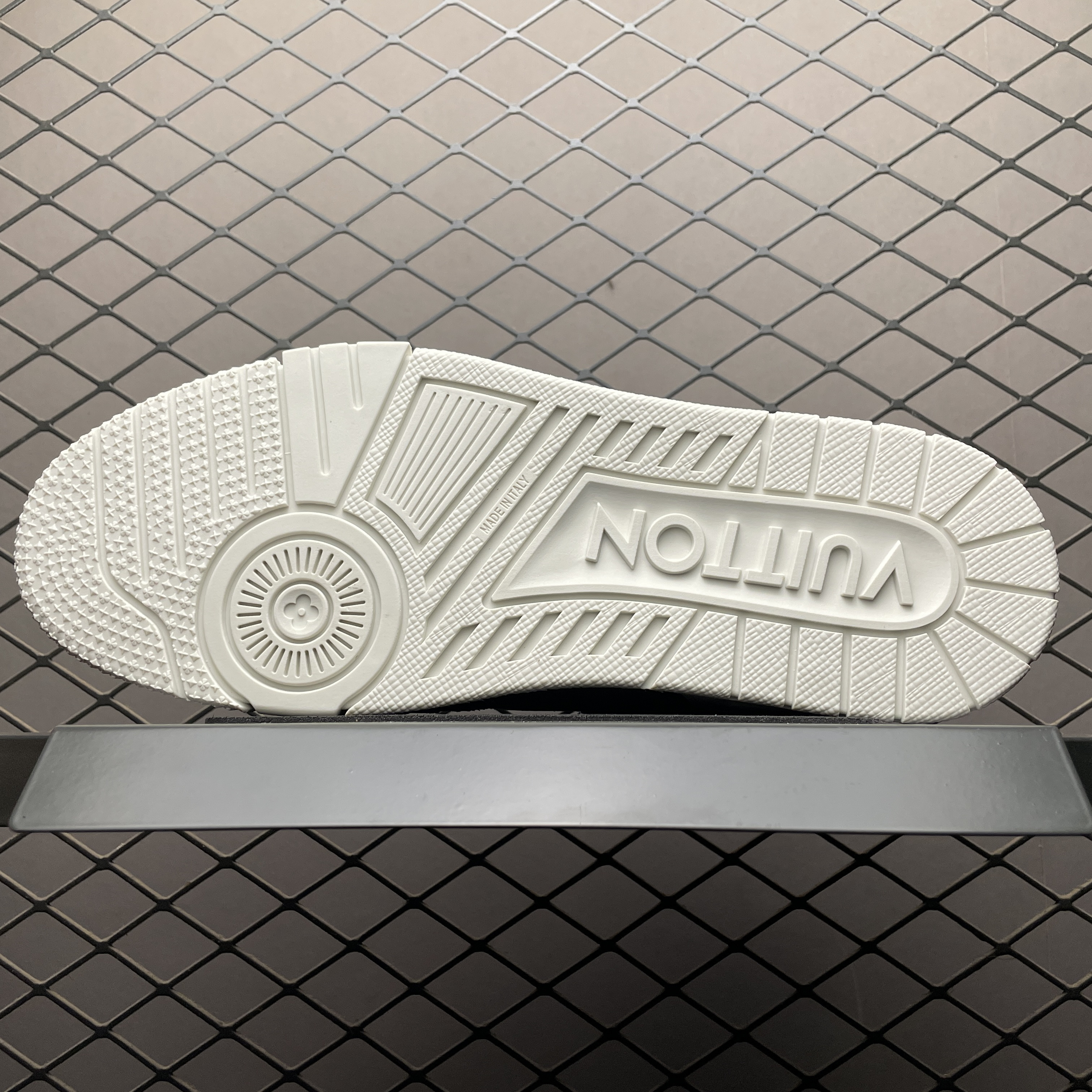 L X V TRAINER SNEAKERS detail 5