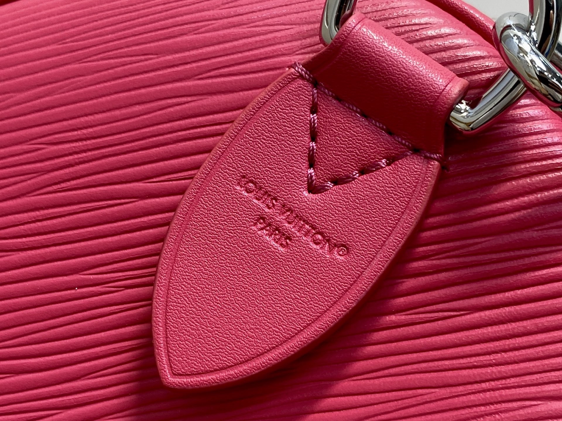 L X V Speedy soft 30 M29096 21x17x30cm detail 9