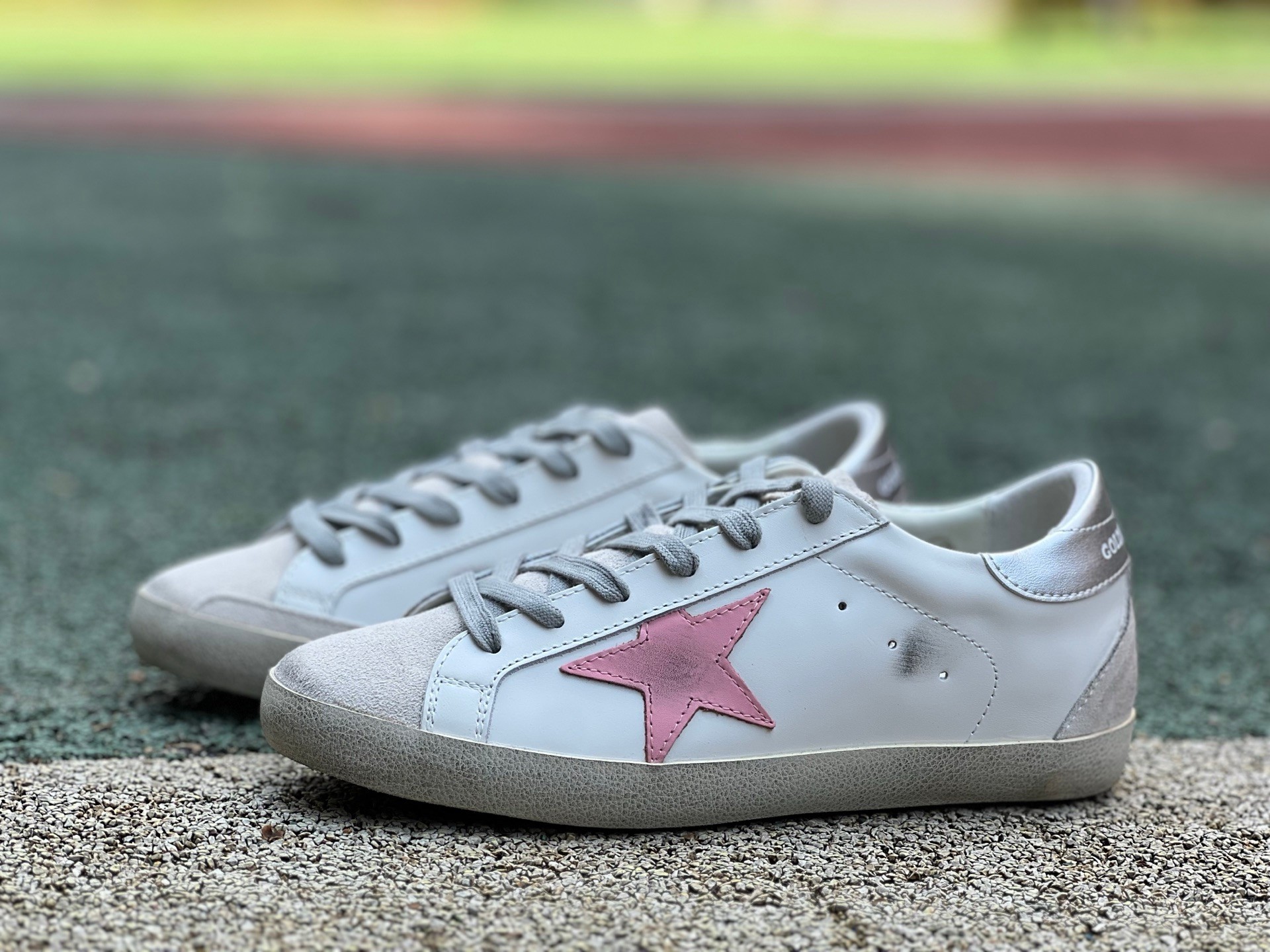 Golden Goose Super-Star GGDB 白银粉