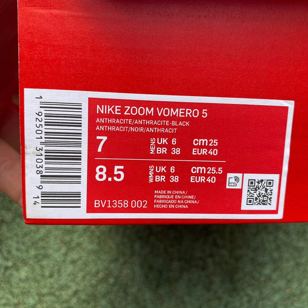 Zoom Vomero 5黑色 Nike Air Zoom Vomero 5防滑耐磨女款 低帮跑步鞋 bv1358-002