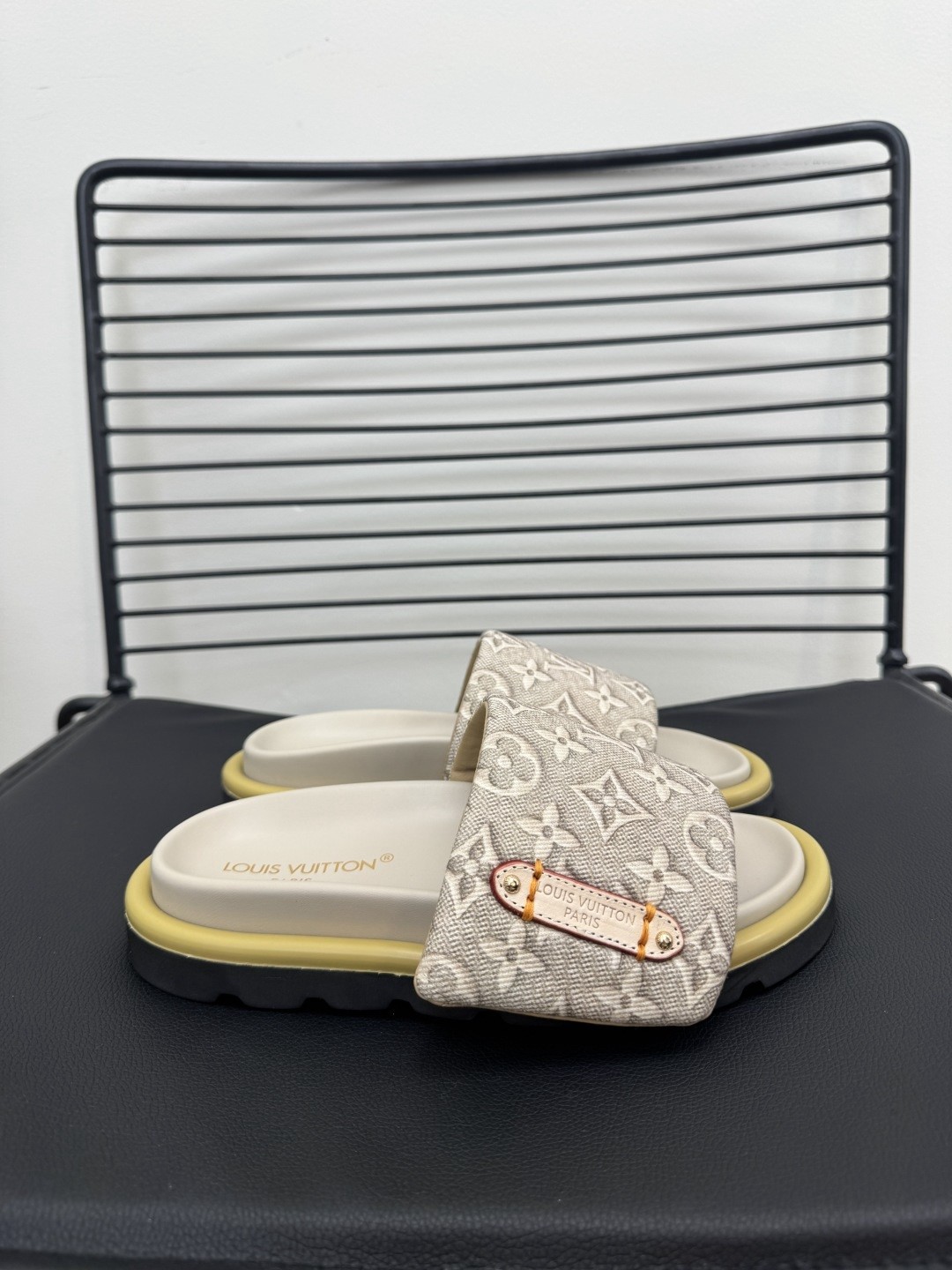 L X V SLIPPERS（Multiple colors） detail 15