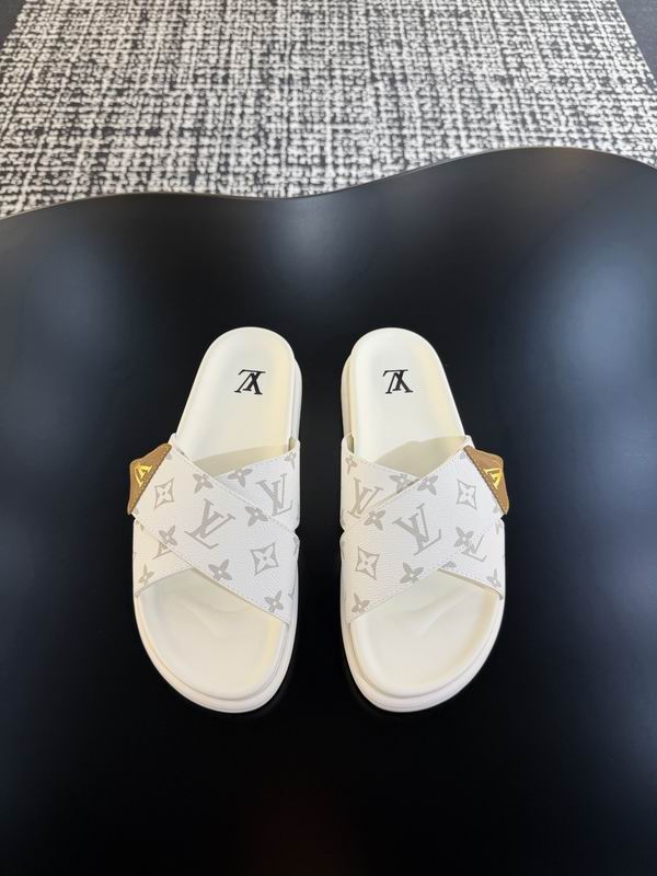 L X V SLIPPERS(Multiple colors) detail 3