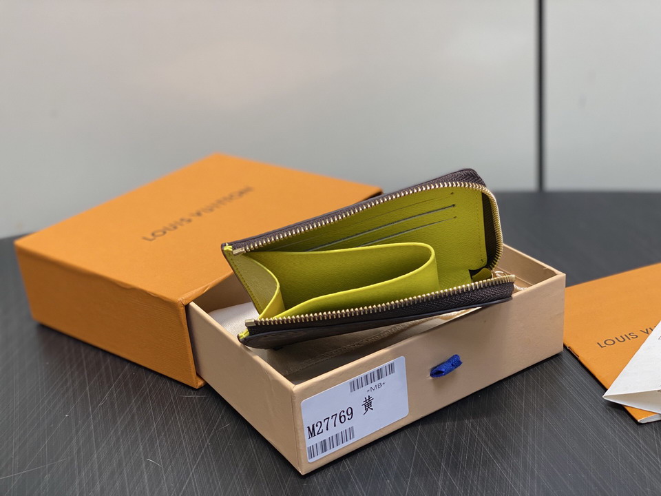 L X V Wallets(Multiple colors) detail 15