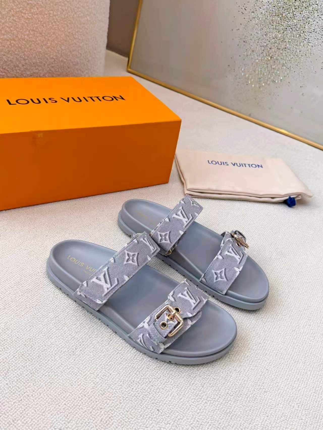 L X V SLIPPERS(Multiple colors) detail 4