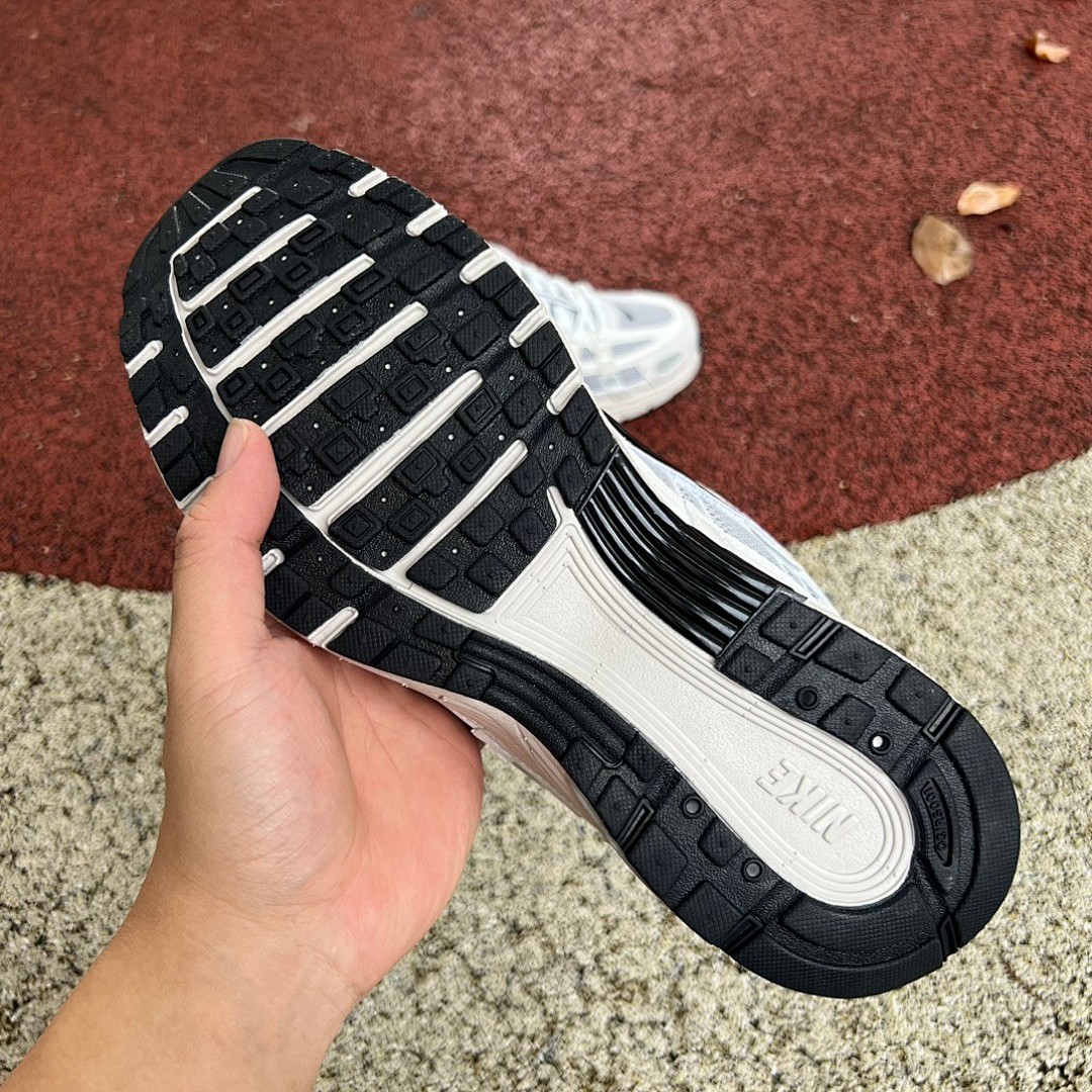 Nike P-6000米白灰 Nike耐克 P-6000 PRM 网面透气耐磨运动训练复古跑步鞋 HJ3488-001