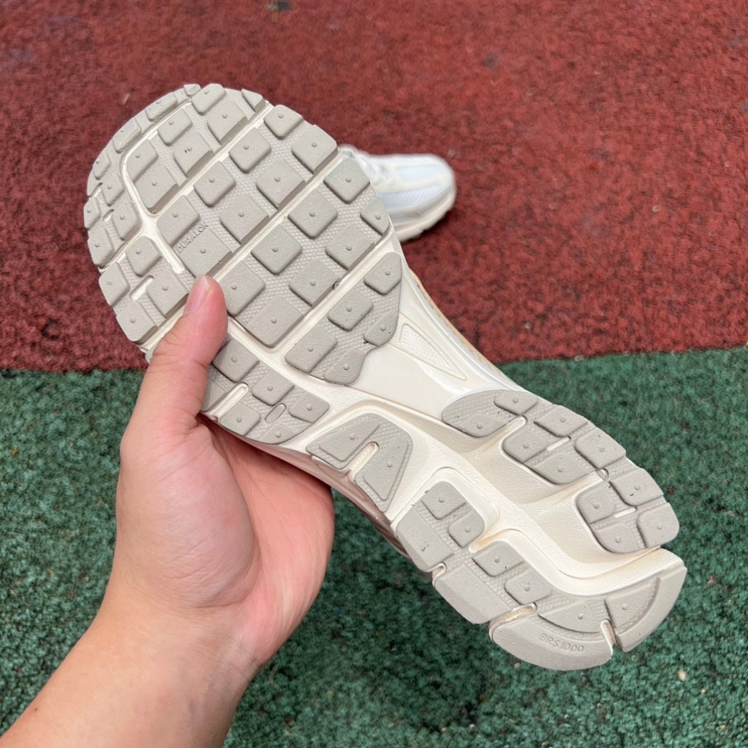 Zoom Vomero 5米灰 Nike Zoom Vomero 5低帮 复古潮流跑步鞋FQ6868-181