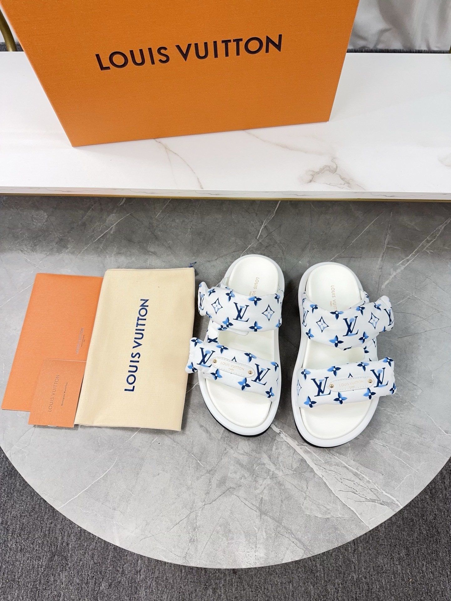 L X V SLIPPERS(Multiple colors) detail 7