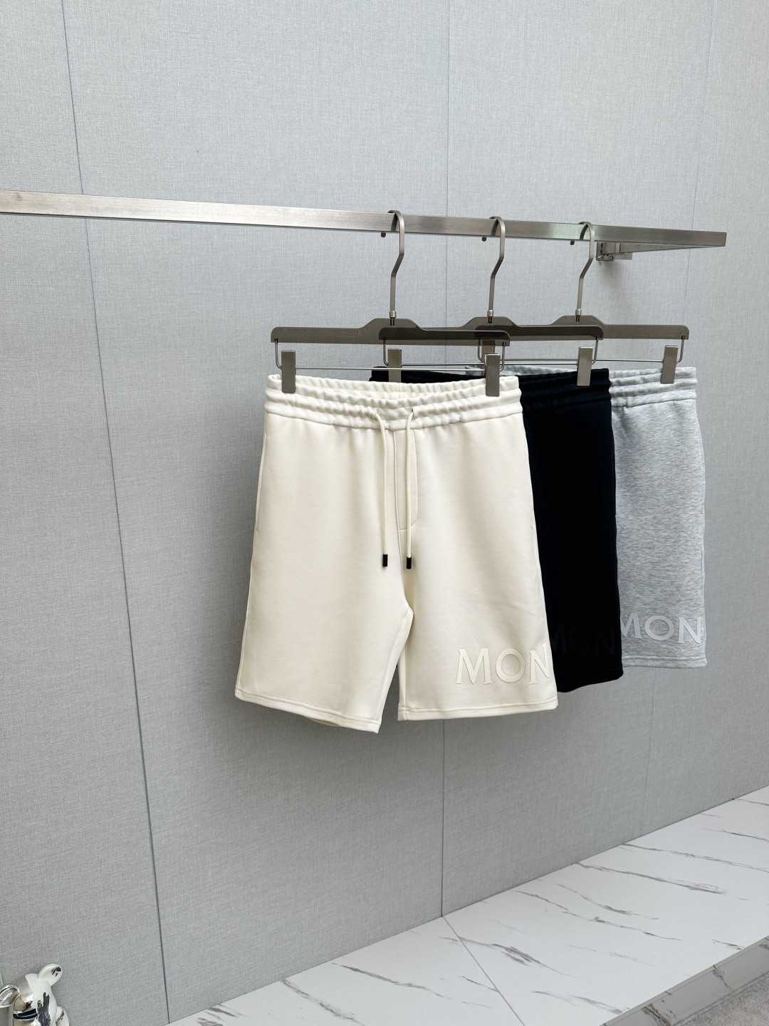 MONC Shorts （Multiple colors）