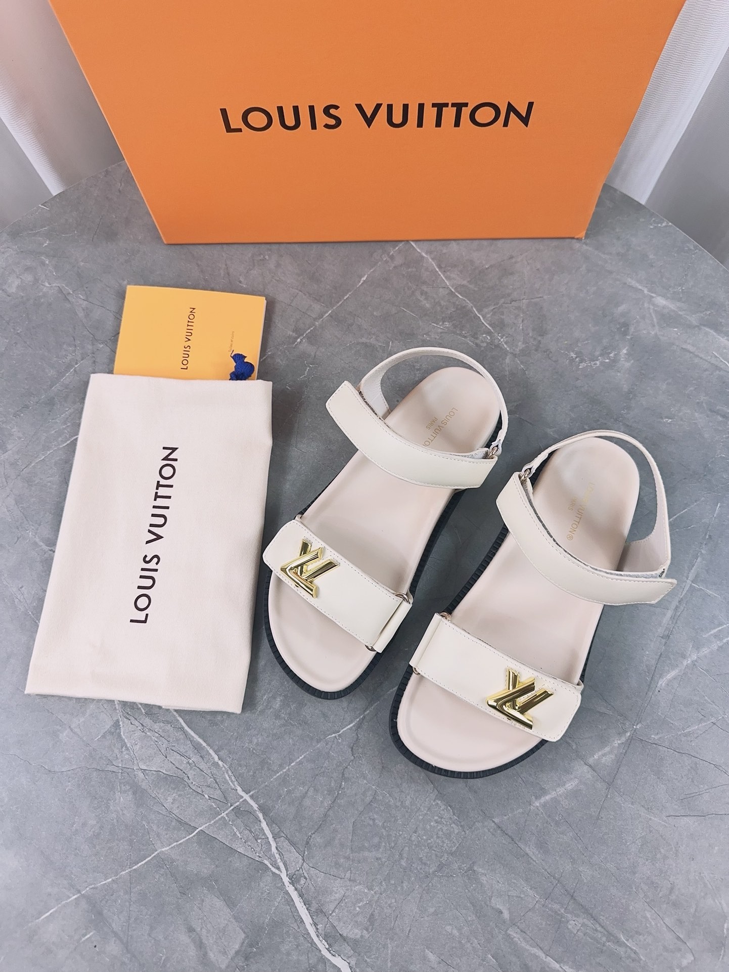 L X V SLIPPERS(Multiple colors) detail 11