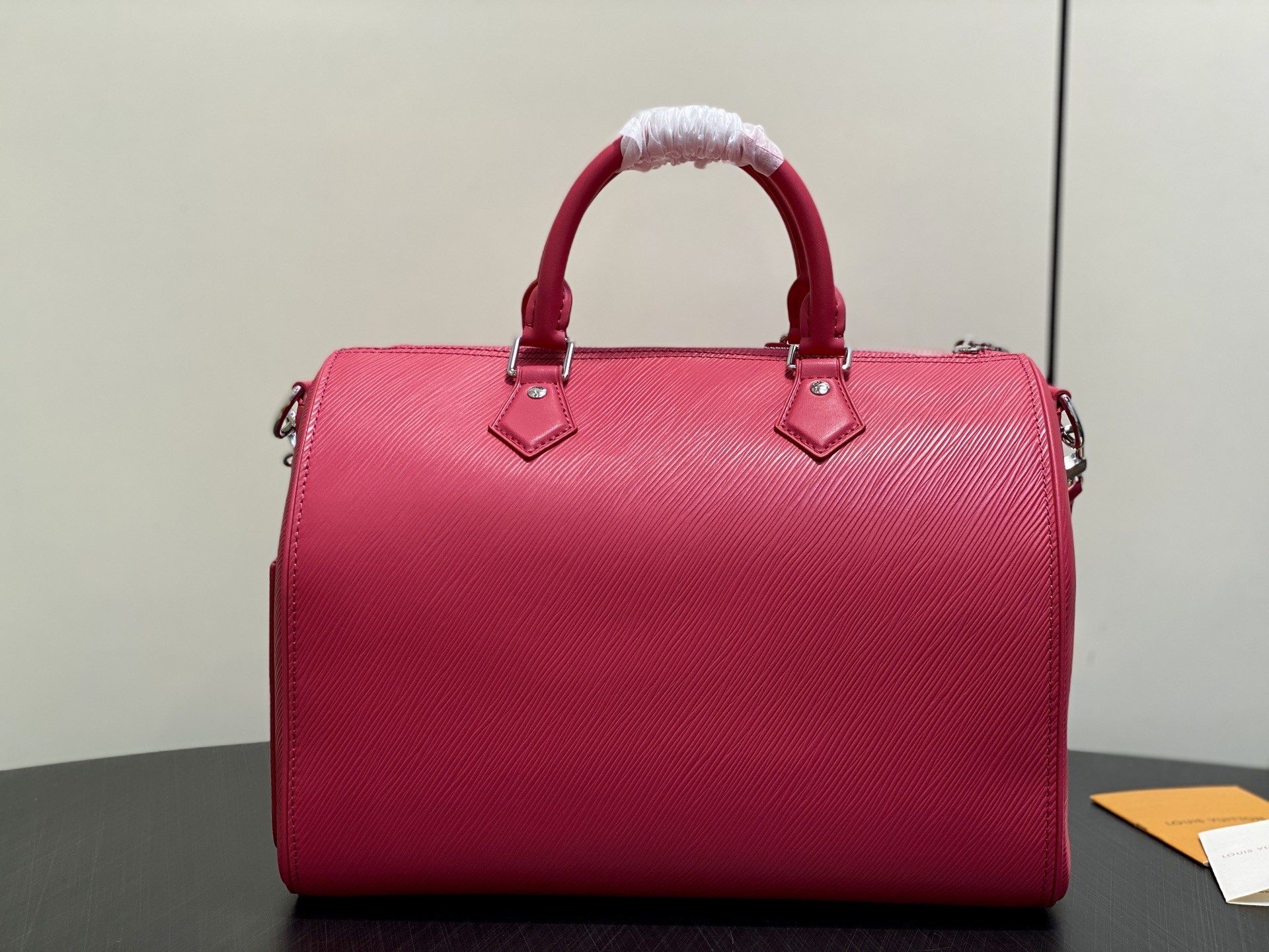 L X V Speedy soft 30 M29096 21x17x30cm detail 4