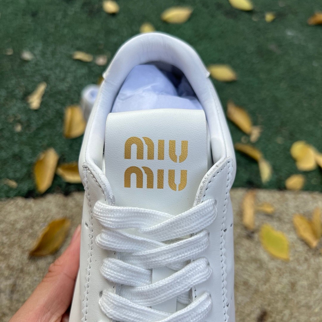 MIU MIU缪缪 Plume 皮革白色 运动鞋 尺码：35-40 ，38