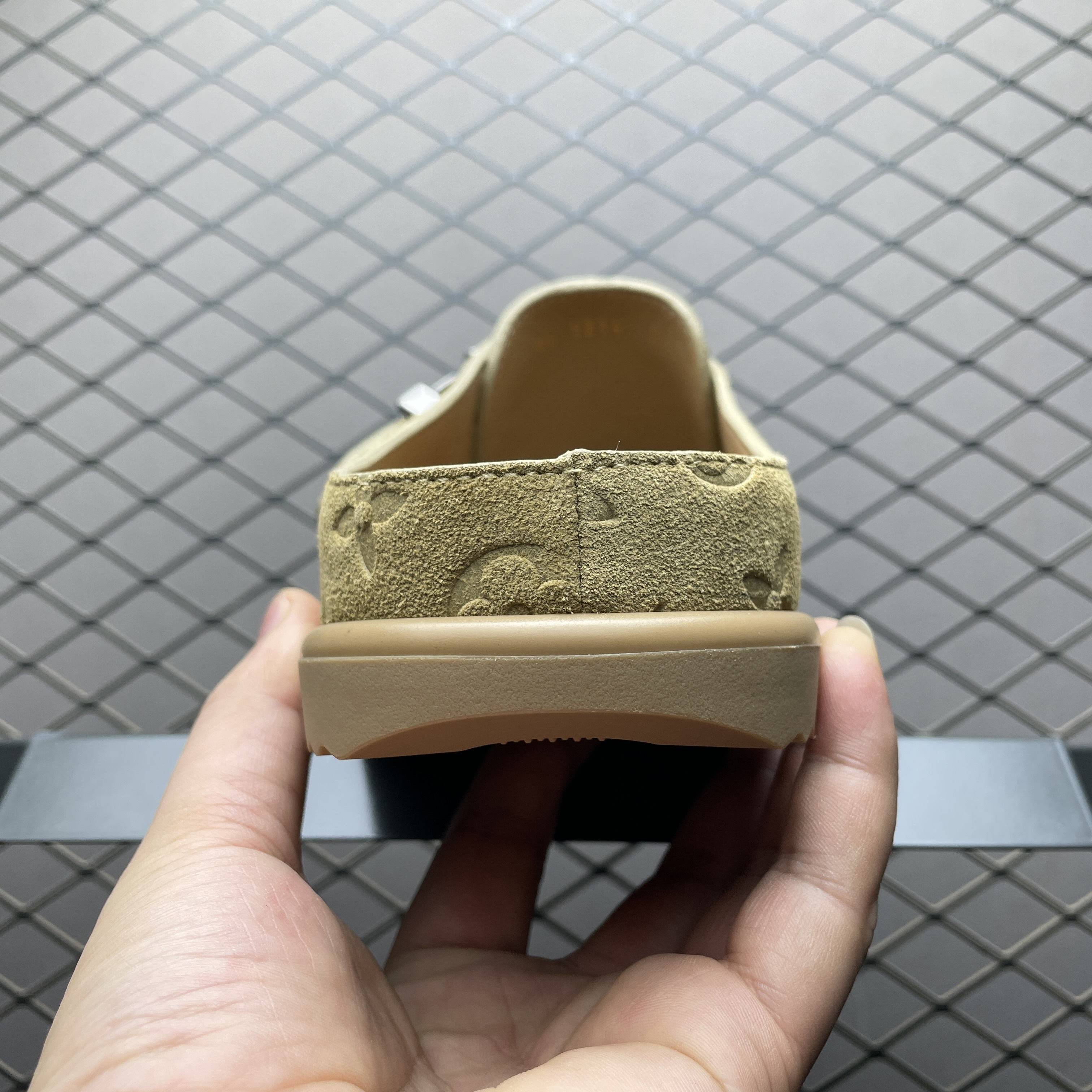 L X V Easy slippers(Multiple colors) detail 11