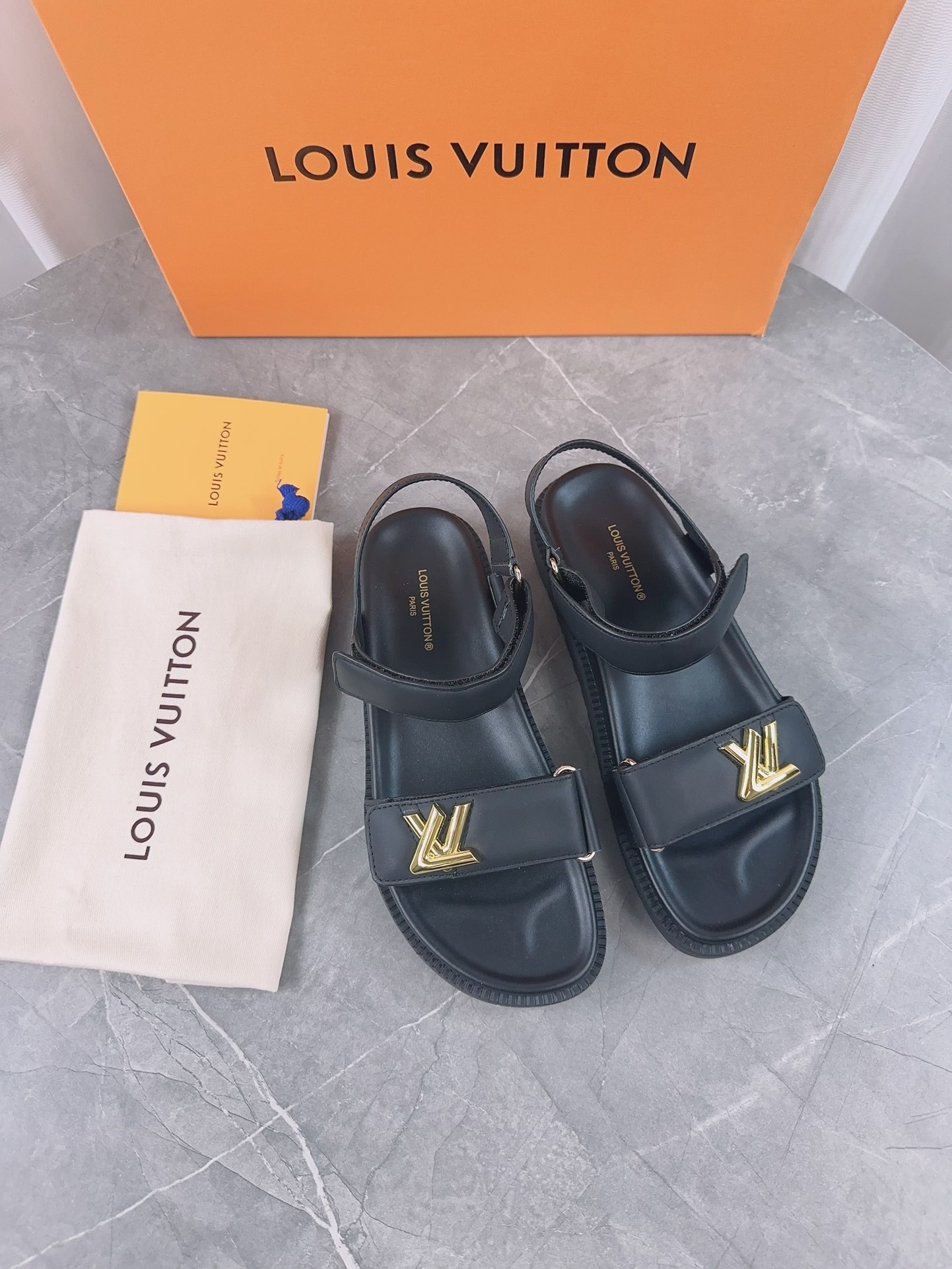 L X V SLIPPERS(Multiple colors) detail 4