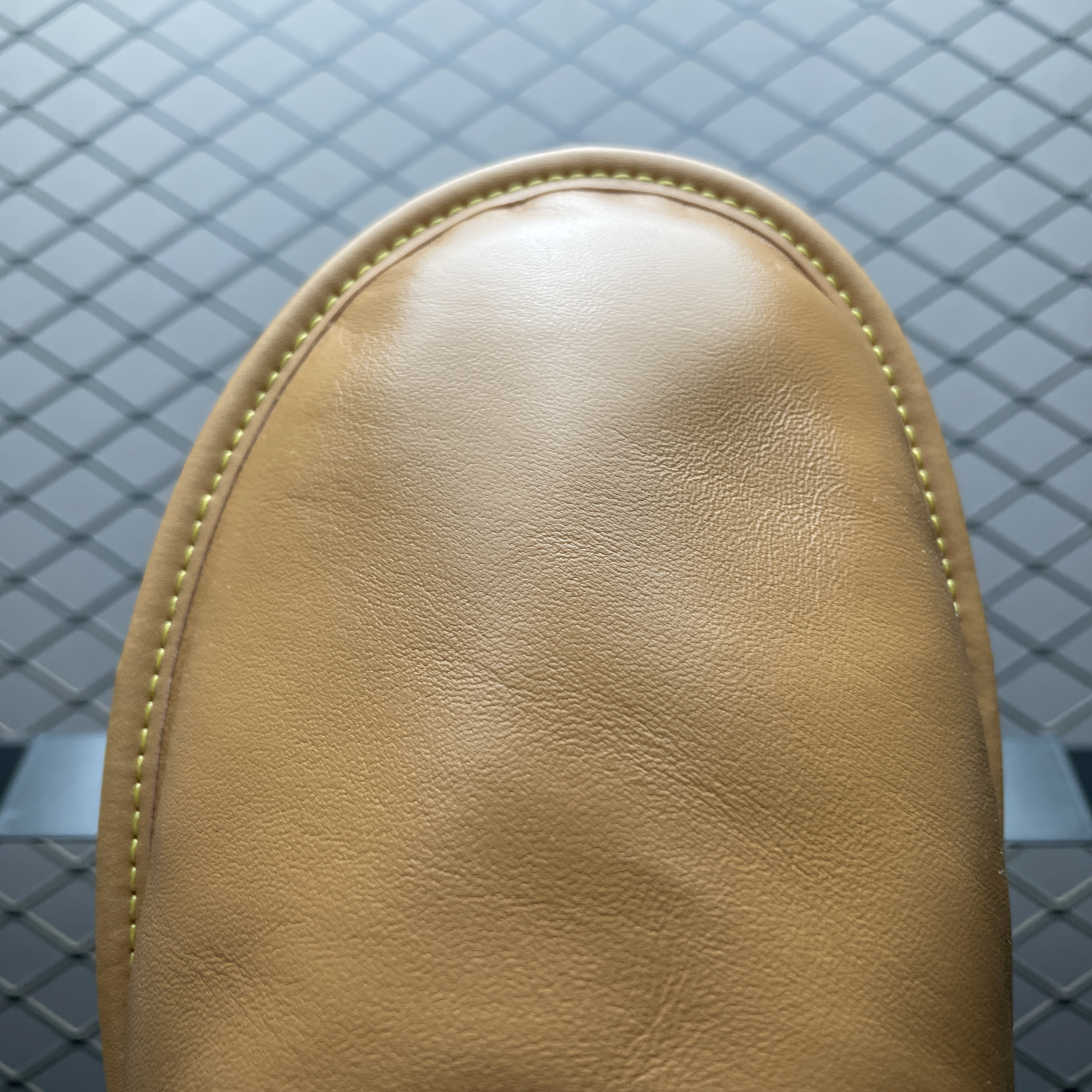 L X V Miami slippers detail 7