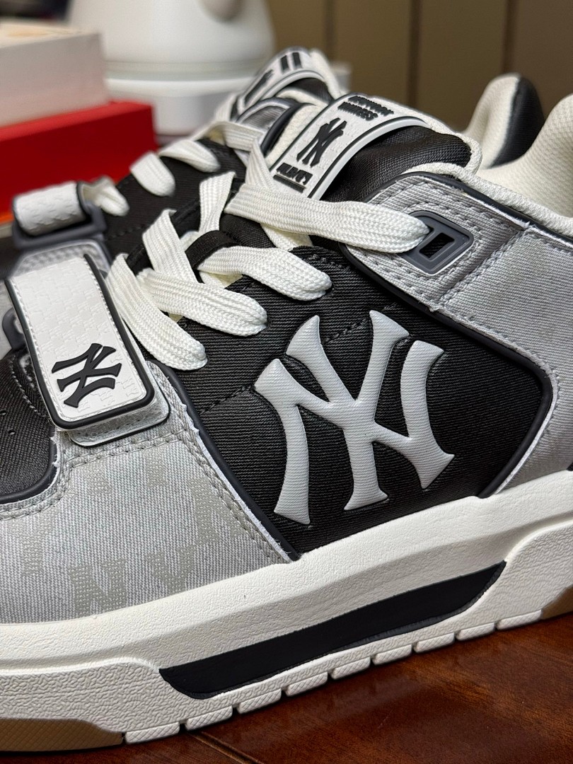 MLB白灰 黑灰  Chunky Liner Basic MID 中帮魔术贴 灰白 MLB Chunky Liner Basic MID 中帮魔术贴 灰白 增高