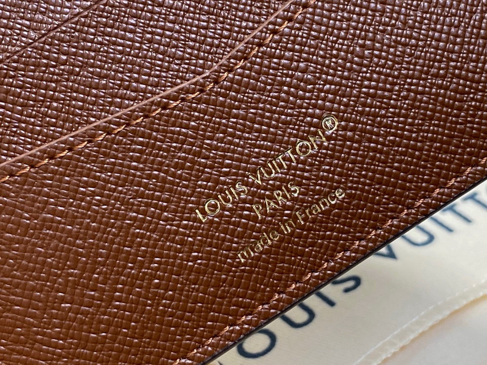 L X V Wallets(Multiple sizes) detail 25