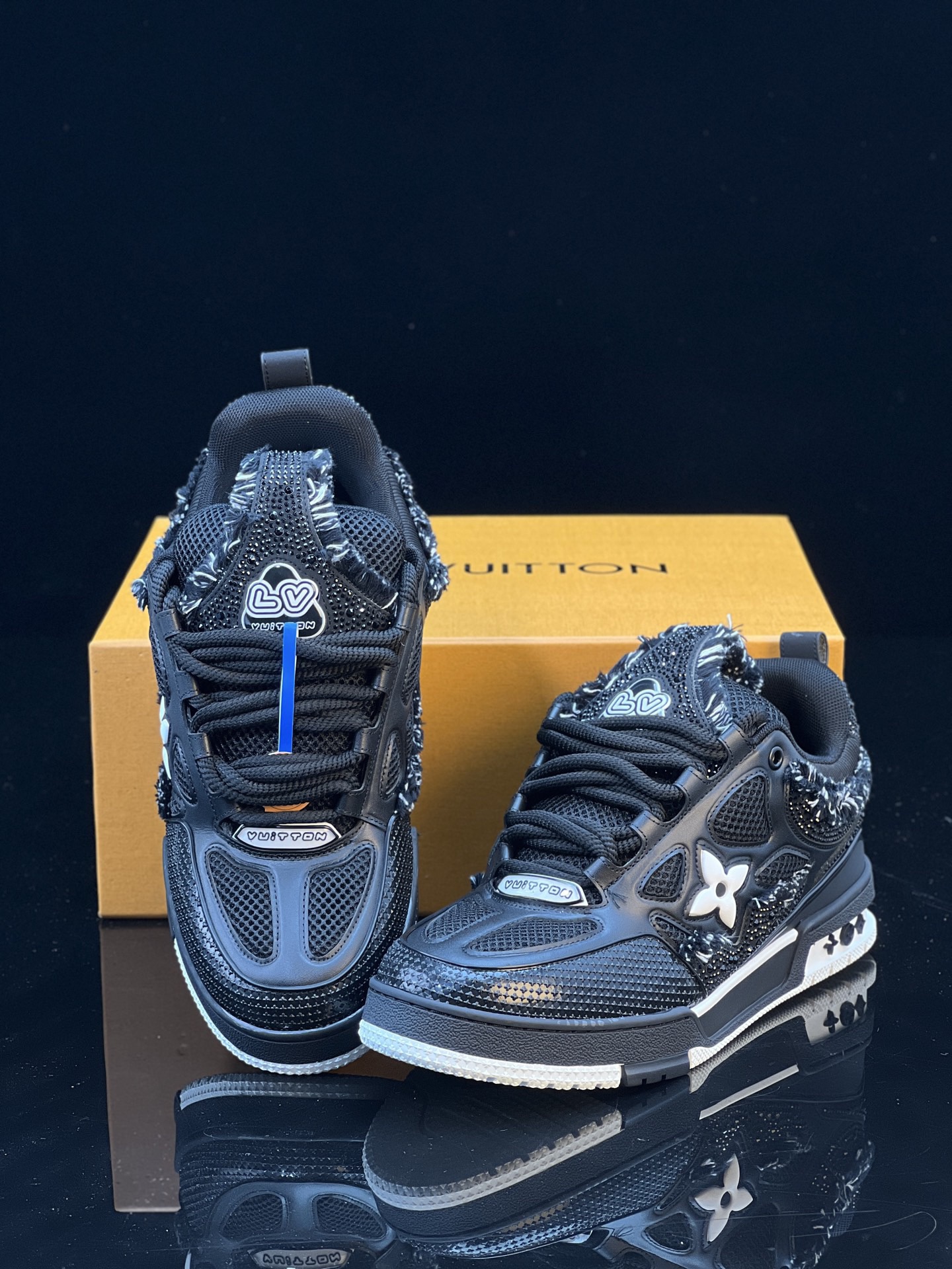 L X V Skate Sneaker detail 2